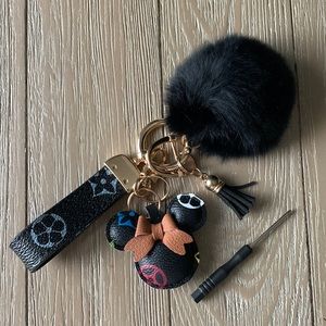 MINNIE MOUSE Keychain.